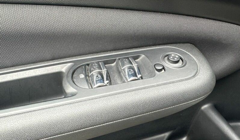 
								MINI CLUBMAN ONE 102CH EURO6D-T full									