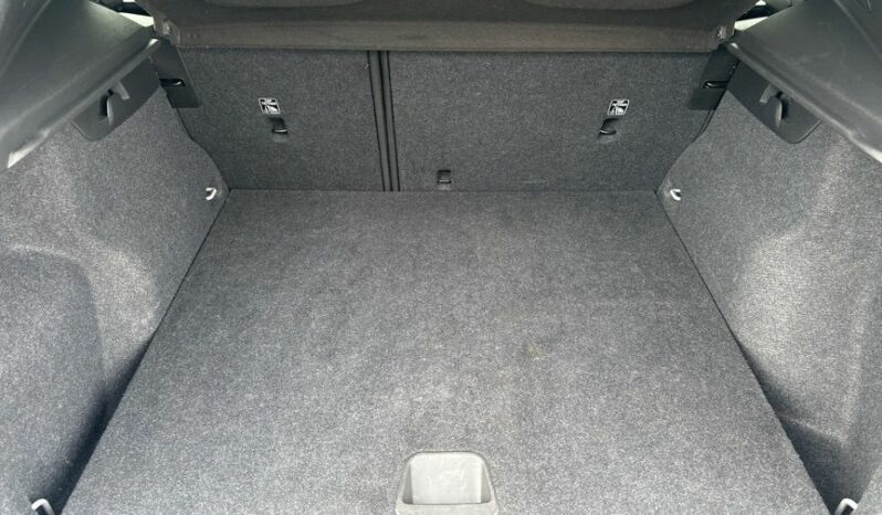 
								VOLVO XC40 T3 156CH full									