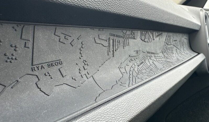 
								VOLVO XC40 T3 156CH full									