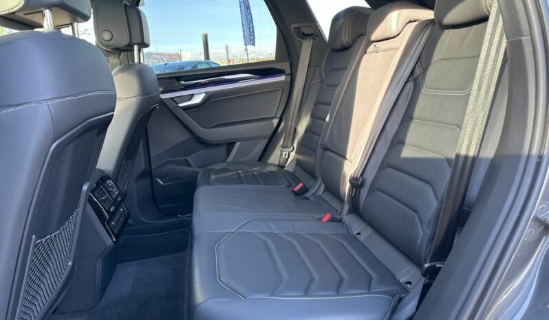 
								VOLKSWAGEN TOUAREG 3.0 TSI EHYBRID 462CH R 4MOTION BVA8 full									