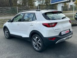 
										KIA STONIC 1.2 GDI 84CH MOTION full									