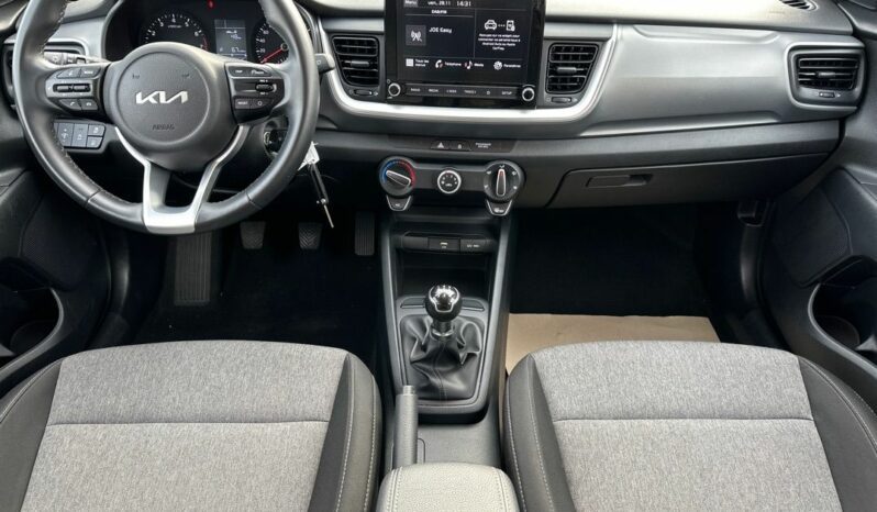 
								KIA STONIC 1.2 GDI 84CH MOTION full									