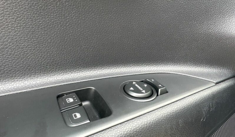 
								KIA STONIC 1.2 GDI 84CH MOTION full									