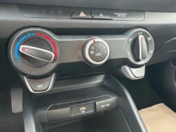 
										KIA STONIC 1.2 GDI 84CH MOTION full									