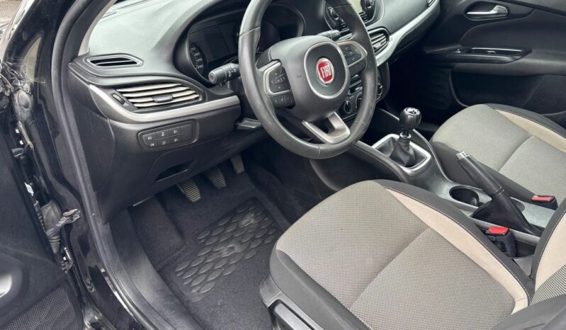 
								FIAT TIPO 1.4 95CH TIPO MY18 4P full									