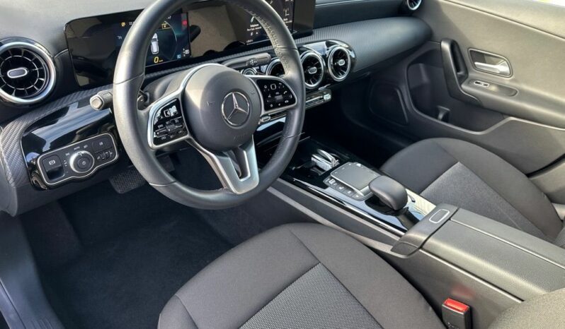 
								MERCEDES CLA SHOOTING BRAKE 180 D 116CH PROGRESSIVE LINE 8G-DCT full									