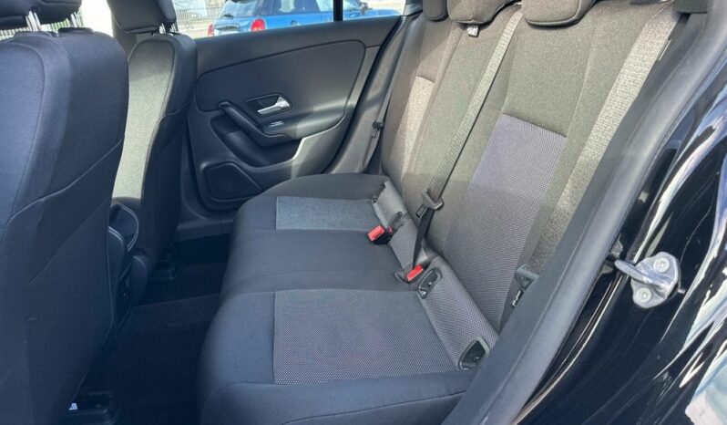 
								MERCEDES CLA SHOOTING BRAKE 180 D 116CH PROGRESSIVE LINE 8G-DCT full									