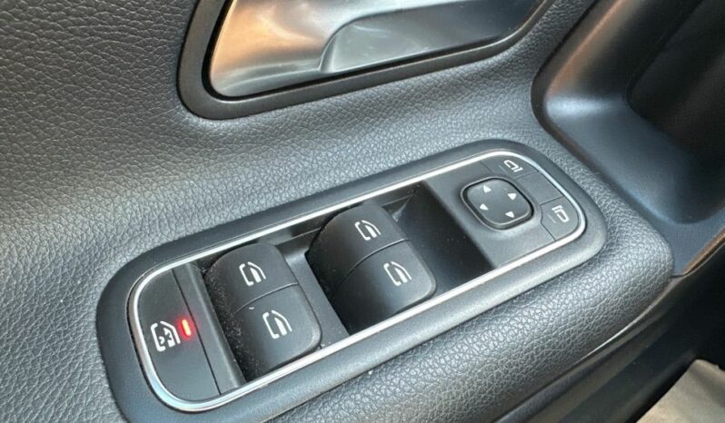 
								MERCEDES CLA SHOOTING BRAKE 180 D 116CH PROGRESSIVE LINE 8G-DCT full									