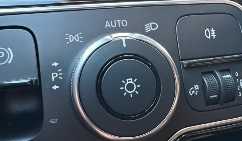 
								MERCEDES CLA SHOOTING BRAKE 180 D 116CH PROGRESSIVE LINE 8G-DCT full									