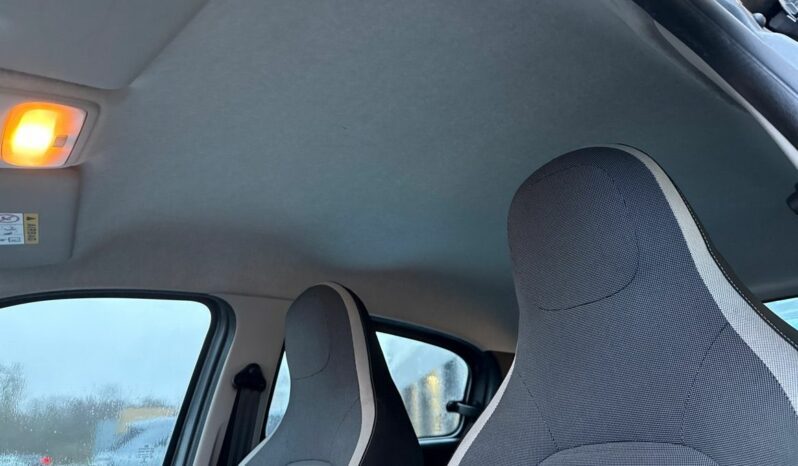 
								RENAULT TWINGO III 1.0 SCE 70CH ZEN EURO6 full									