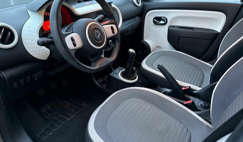 
								RENAULT TWINGO III 1.0 SCE 70CH ZEN EURO6 full									