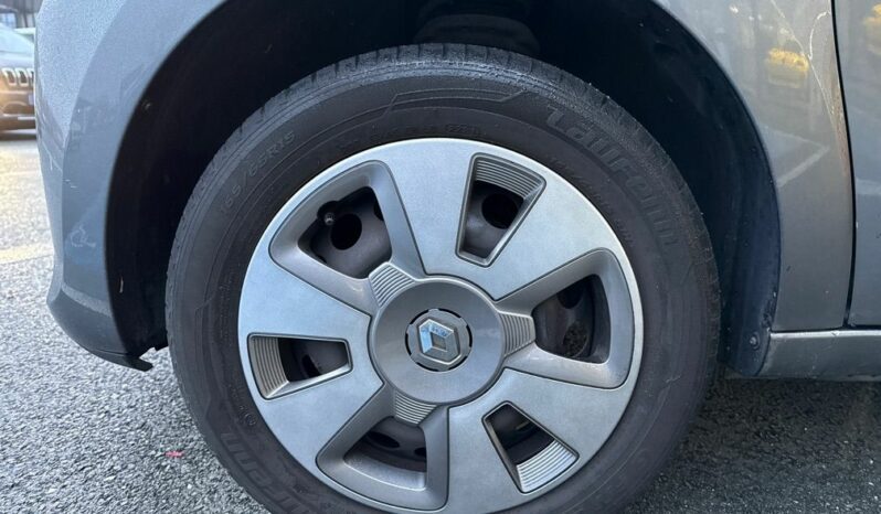 
								RENAULT TWINGO III 1.0 SCE 70CH ZEN EURO6 full									