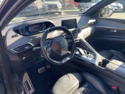 
										PEUGEOT 3008 HYBRID4 300CH GT E-EAT8 full									