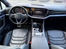 
										VOLKSWAGEN TOUAREG 3.0 TSI EHYBRID 462CH R 4MOTION BVA8 full									