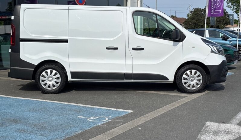 
								RENAULT TRAFIC III FG L1H1 1000 2.0 DCI 120CH GRAND CONFORT E6 full									