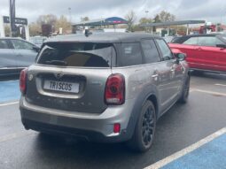 
										MINI COUNTRYMAN COOPER SE 136CH + 88CH LONGSTONE ALL4 BVA full									