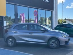 
										MG MOTOR MG3 HYBRID+ 195CH STANDARD full									