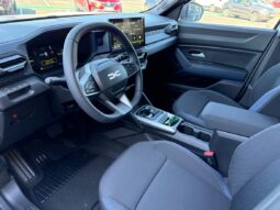 
										DACIA DUSTER 1.6 HYBRID 140CH JOURNEY full									