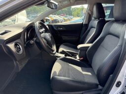 
										TOYOTA AURIS HSD 136H LOUNGE full									