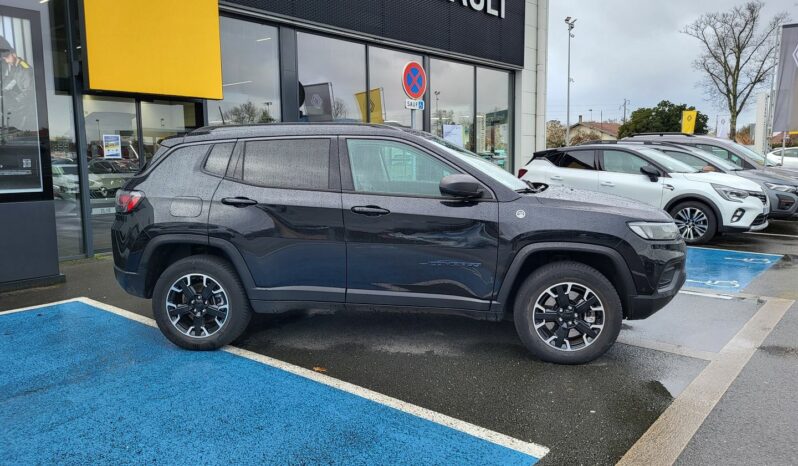 
								JEEP COMPASS 1.3 TURBO T4 240CH PHEV 4XE TRAILHAWK AT6 EAWD full									