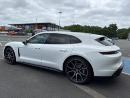 
										PORSCHE TAYCAN SPORT TURISMO (9J1) 476CH AVEC BATTERIE PERFORMANCE PLUS MY23 full									