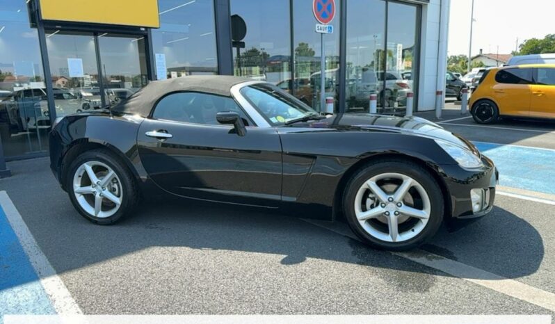 
								Opel GT 2.0 full									
