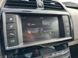 
										Jaguar XE 2.0D 180ch Prestige Auto full									