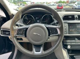 
										Jaguar XE 2.0D 180ch Prestige Auto full									