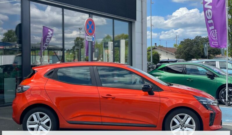 
								Renault Clio V Evolution TCe 90 full									