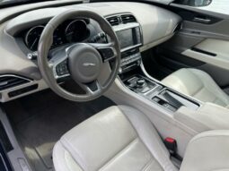
										Jaguar XE 2.0D 180ch Prestige Auto full									