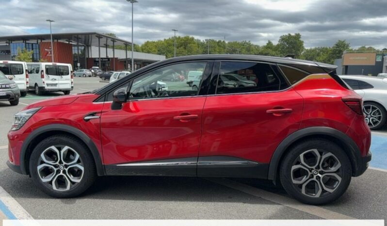 
								Renault Captur II techno E-Tech full hybrid 145 full									