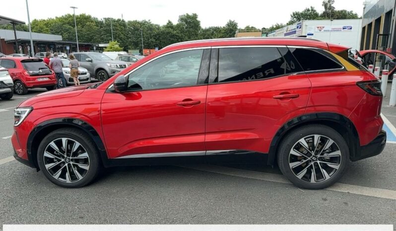 
								Renault Austral TECHNO E-TECH HYBRIDE 200 full									