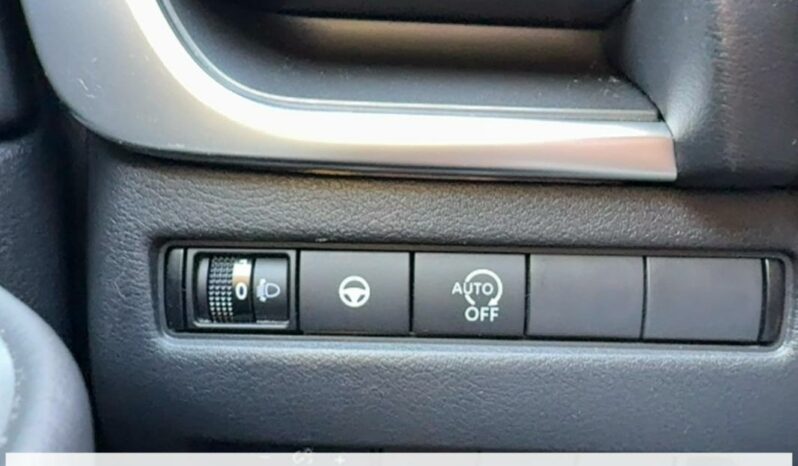 
								Nissan Qashqai III 1.3 MHEV 158ch Xtronic N-Connecta full									