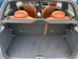 
										Mini Mini IV John Cooper Works Premium Plus 231 BVA8 full									