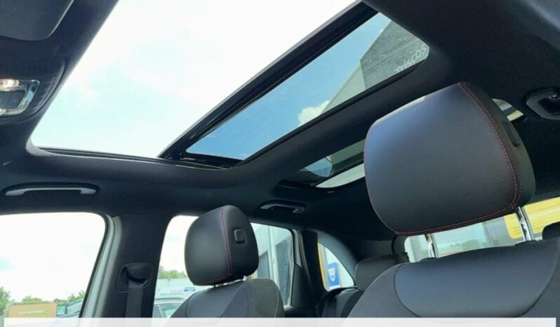 
								Mercedes Classe B 200 AMG Line 7G-DCT full									