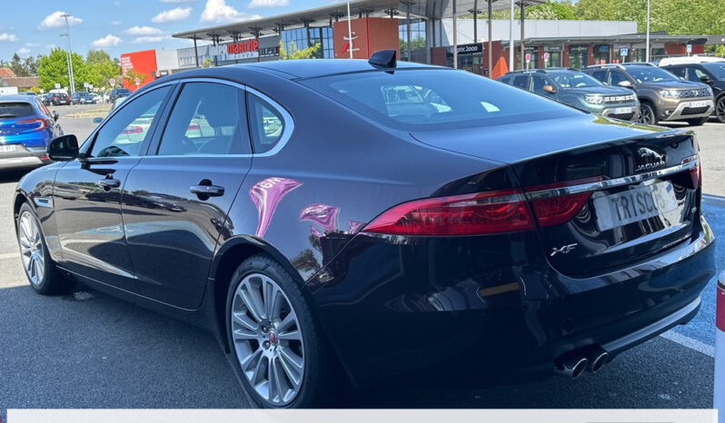 
								Jaguar XF II 2.0D 163PS E-PERFORMANCE PRESTIGE AUTO full									