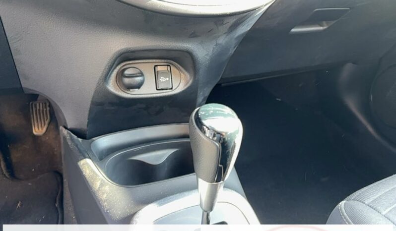 
								Toyota Yaris 110 VVT-i CVT France Connect (MY2019) 5 portes (janv. 2020) (co2 135) full									