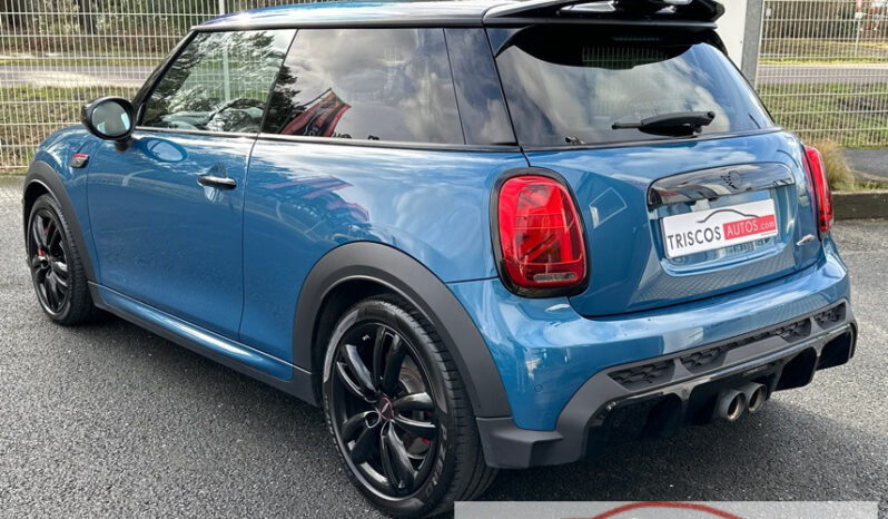 
								Mini Mini IV John Cooper Works Premium Plus 231 BVA8 full									