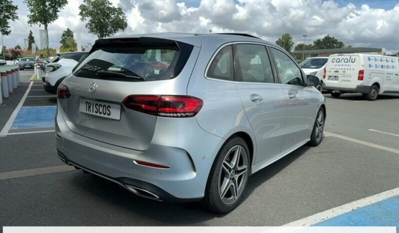 
								Mercedes Classe B 200 AMG Line 7G-DCT full									