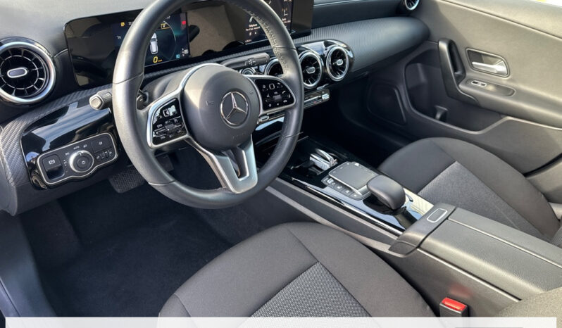 
								Mercedes CLA Shooting Brake II 180 d Progressive Line BA8 full									