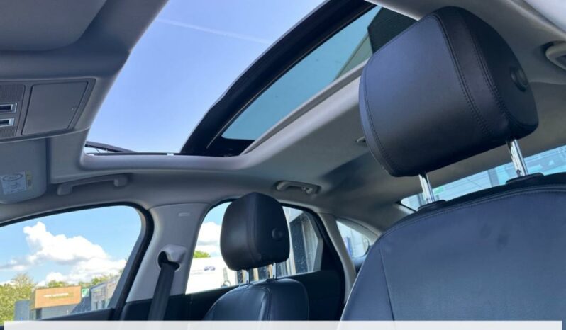
								Jaguar XF II 2.0D 163PS E-PERFORMANCE PRESTIGE AUTO full									