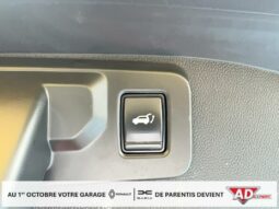 
										Renault Austral TECHNO E-TECH HYBRIDE 200 full									