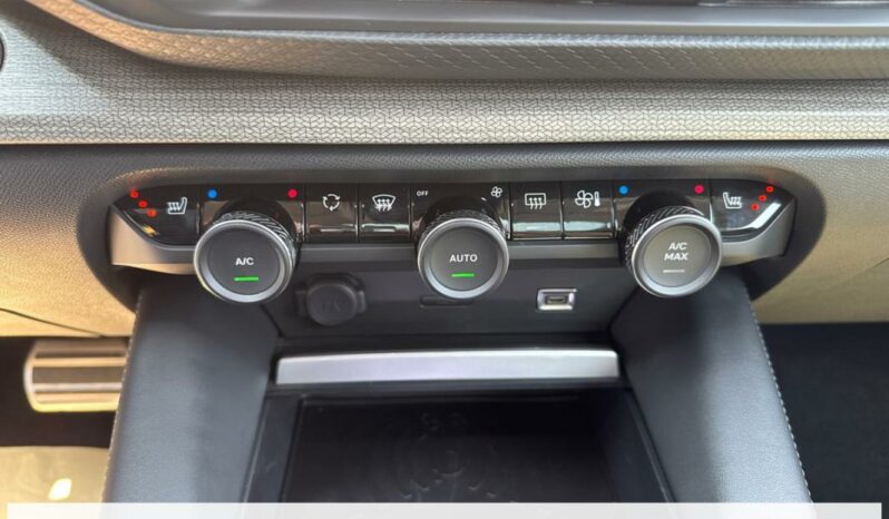 
								Citroën C5 X Hybride recharg 225 e-EAT8 PLUS full									