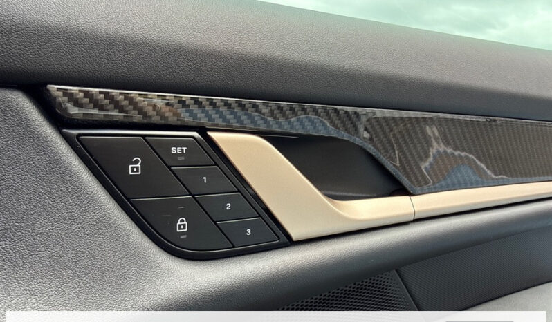 
								Porsche taycan 93KWH SPORT TURISMO BATTERIE PERFORMANCE + AUTO full									