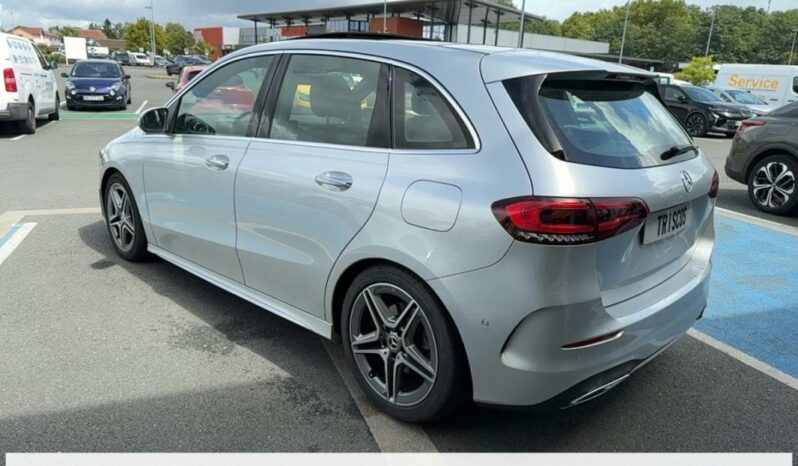 
								Mercedes Classe B 200 AMG Line 7G-DCT full									
