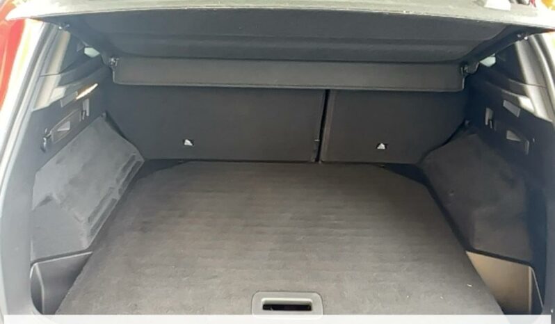 
								Renault Austral TECHNO E-TECH HYBRIDE 200 full									