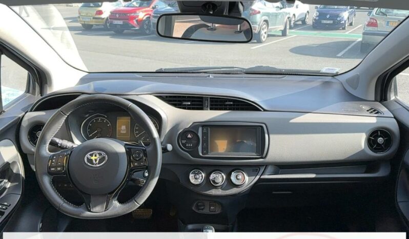 
								Toyota Yaris 110 VVT-i CVT France Connect (MY2019) 5 portes (janv. 2020) (co2 135) full									