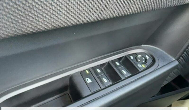 
								Mini Mini IV Cooper Essential 156ch DKG7 (F65) 5 PORTES full									