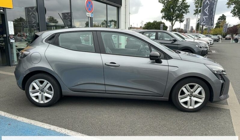 
								Renault Clio V Evolution Eco-G 100 – 24 full									