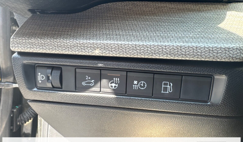 
								Citroën C5 X Hybride recharg 225 e-EAT8 PLUS full									